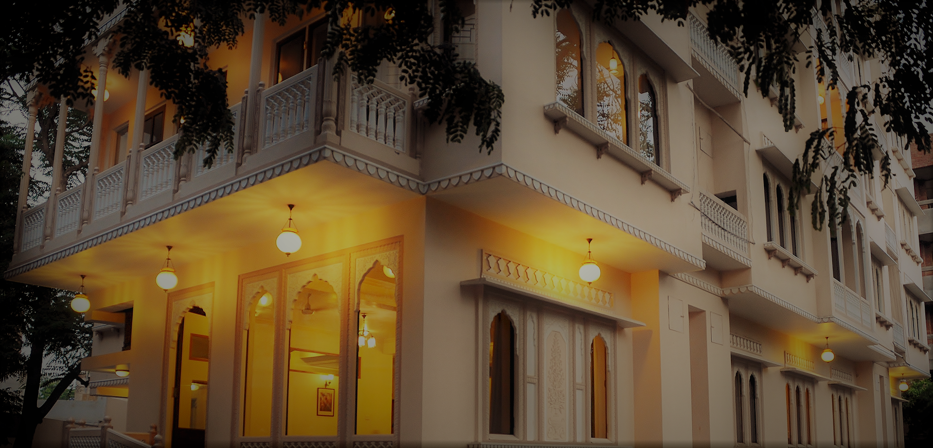 Om Niwas Suite Hotel — Stay